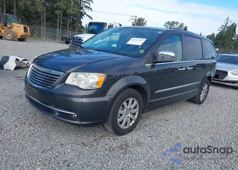 2011 Chrysler Town & Country Touring-L z USA, uszkodzony, nr VIN 2A4RR8DG2BR780699